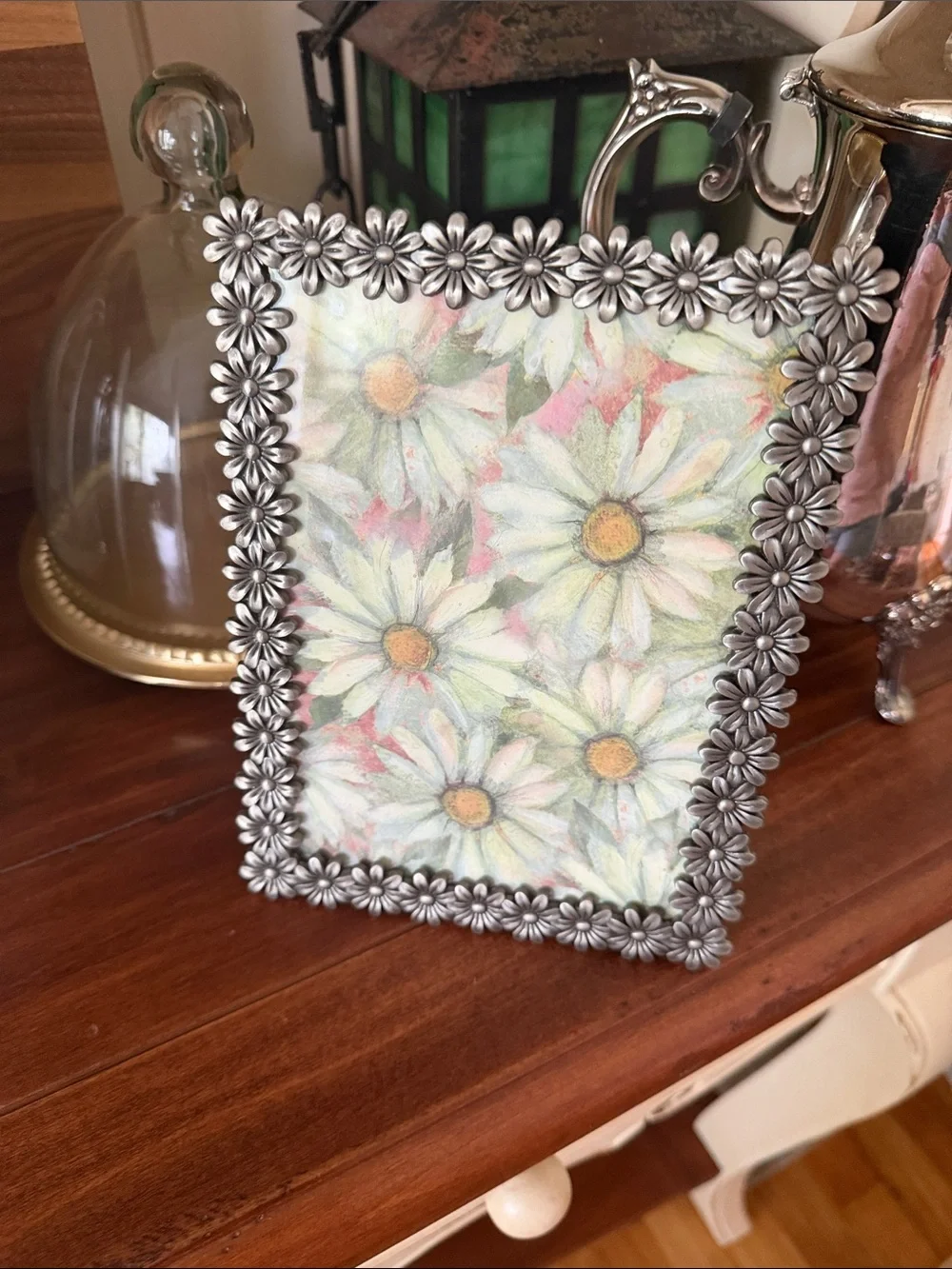 Floral Daisy Pewter Frame with glass front – Silver rectangle